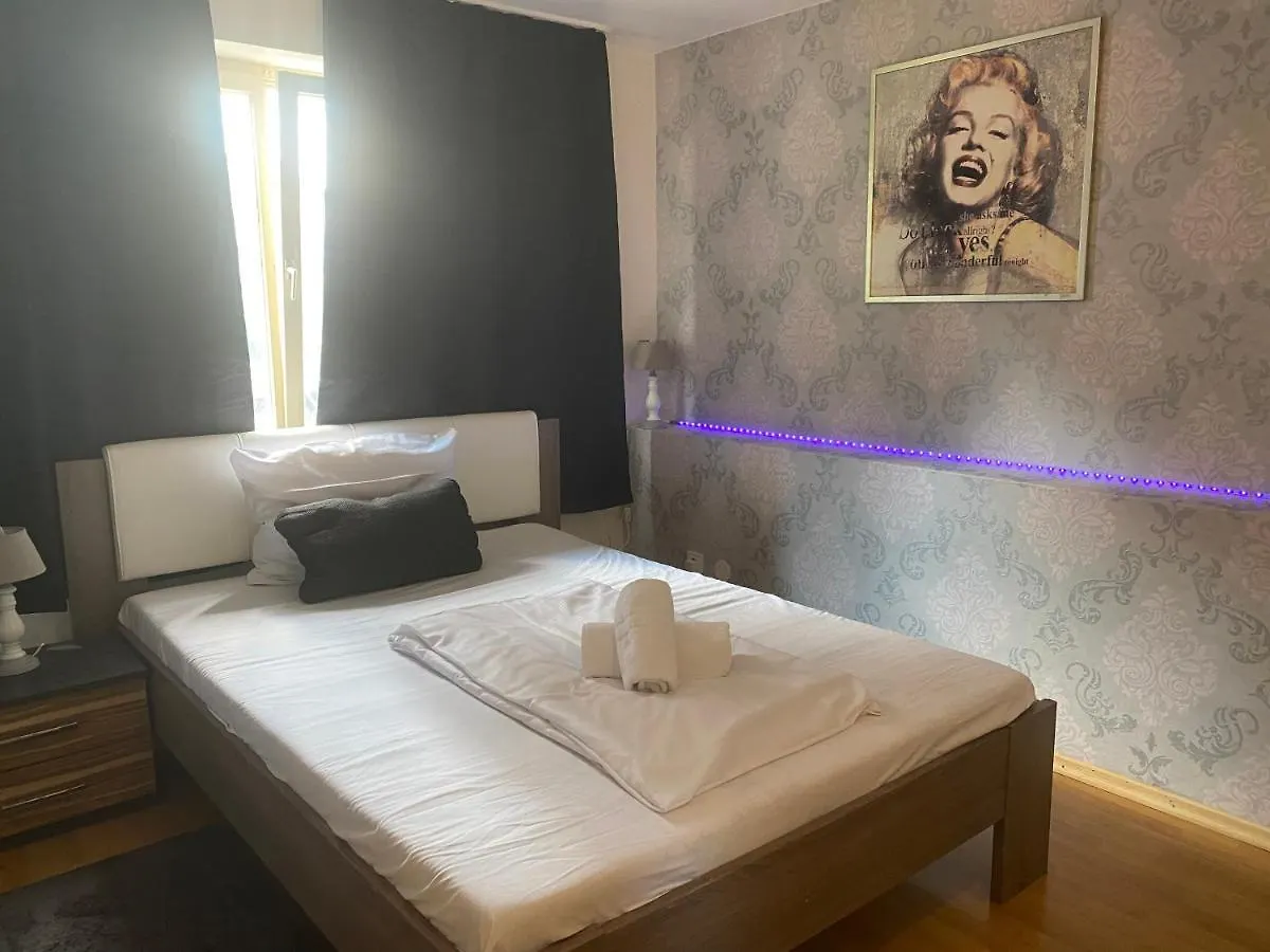 שטוטגרט Studio-Apartment 0*,  גרמניה